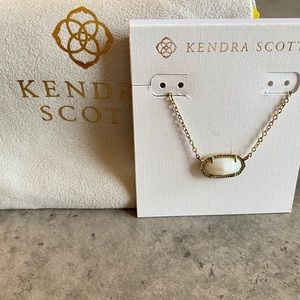 Kendra Scott Elisa necklace